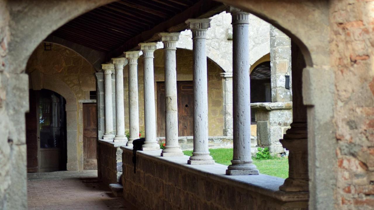 Отель Convento San Bartolomeo Аббадиа Сан Сальваторе Экстерьер фото