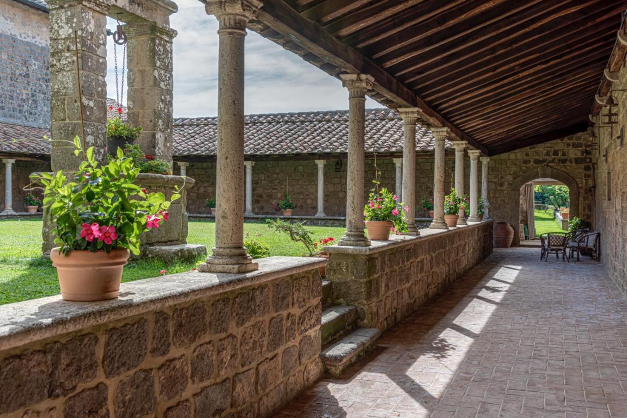 Отель Convento San Bartolomeo Аббадиа Сан Сальваторе Экстерьер фото